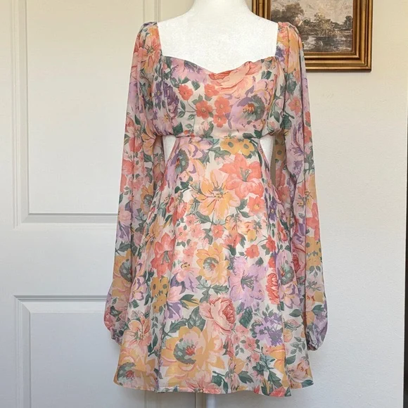 NWT Showpo Ebonee Sz 6 cut out Pastel Floral Mini Dress peach purple - Picture 5 of 10